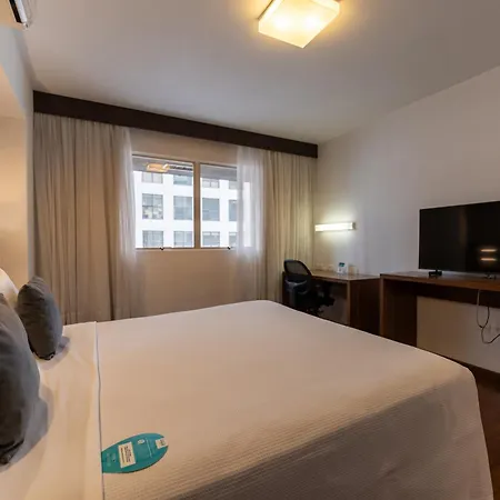 Hotel Deville Curitiba-2